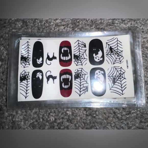 $1 HALLOWEEN NAIL STICKER WRAPS. NEW. $1 WITH ANY $10 ORDER OR MORE - Picture 5 of 16